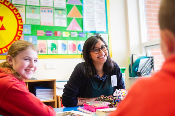 volunteer in classroom